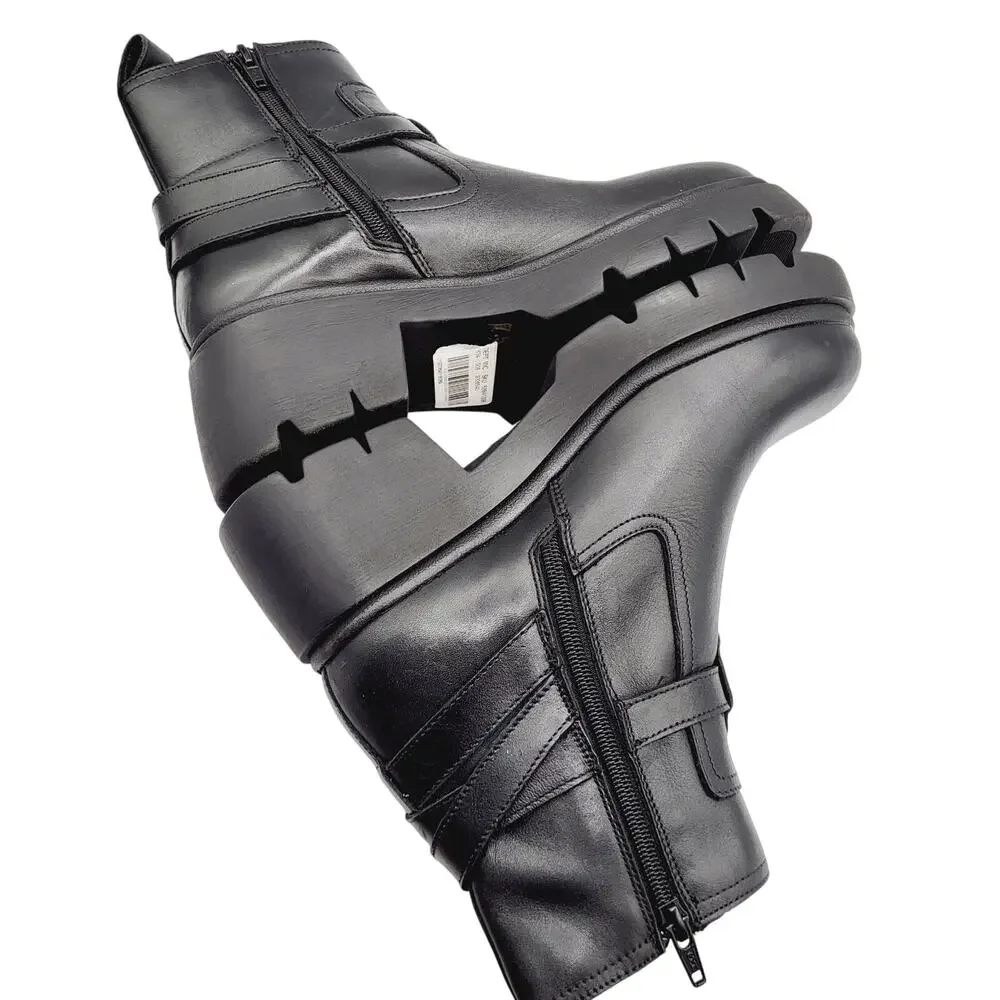NEW Steve Madden Women's Size 7.5M Black Leather Colletta Zip Up Ankle Bootie